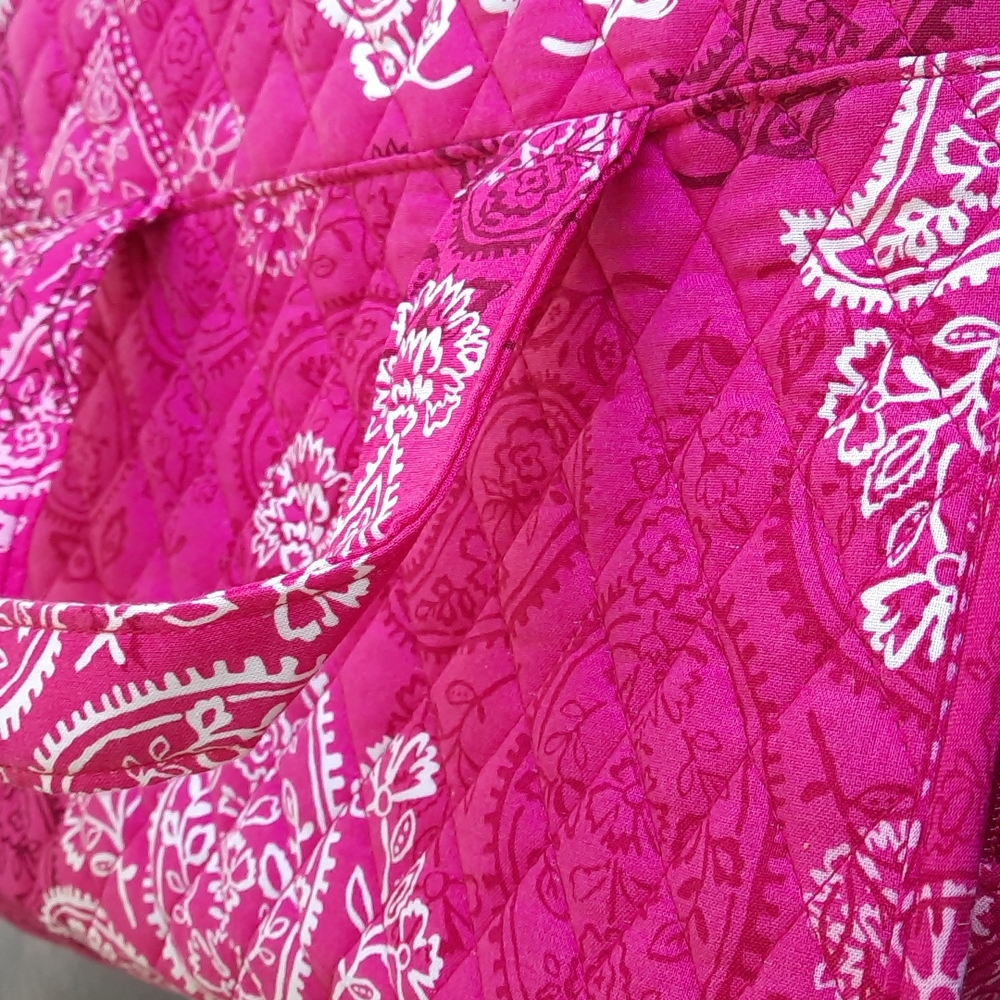 Vera Bradley pink paisley hanging toiletry bag